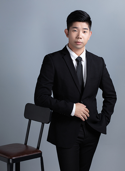 都市壹家裝優(yōu)秀設(shè)計師——何英超