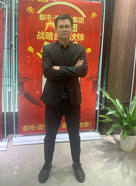都市壹家裝優(yōu)秀設(shè)計師——廖國福